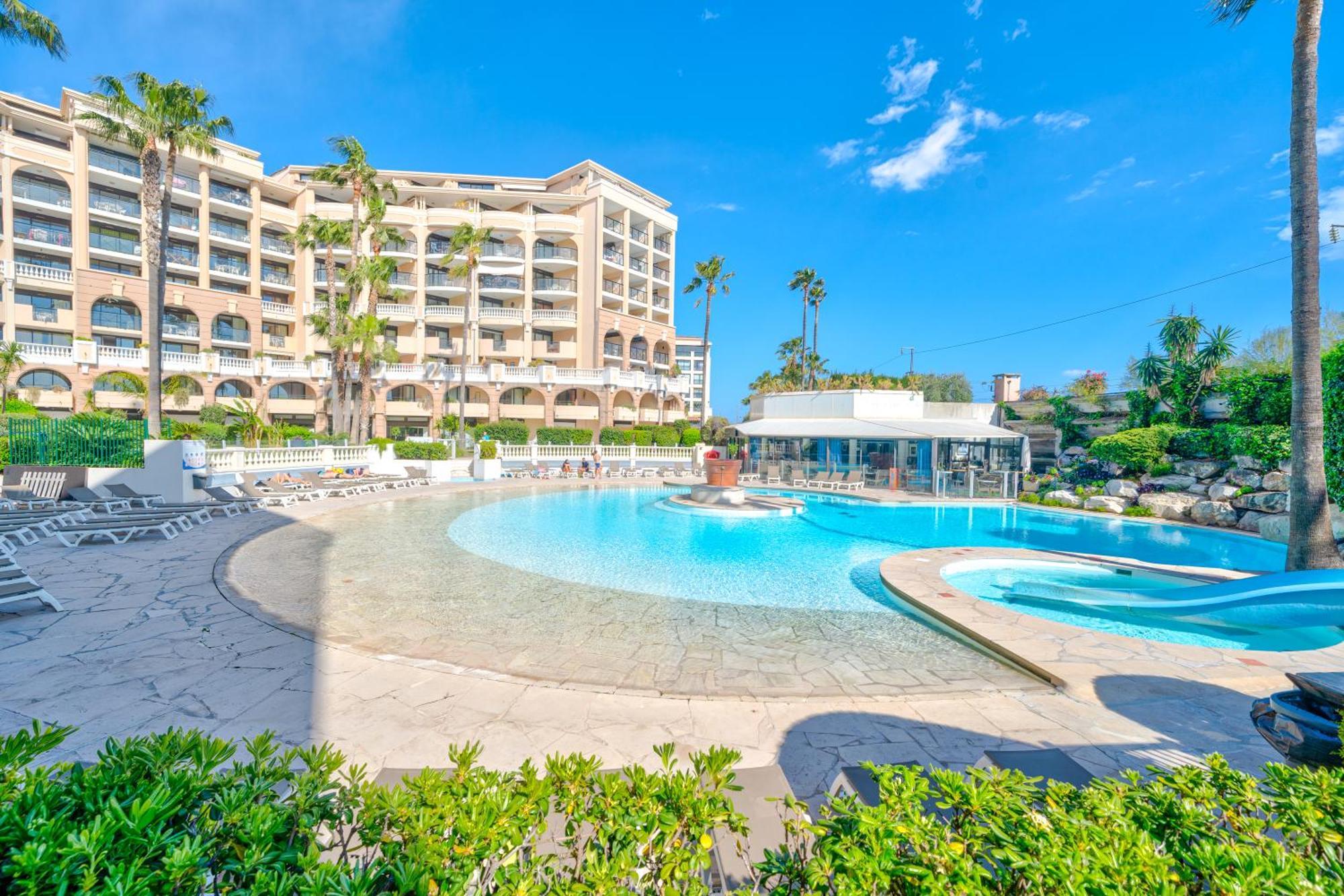 Residence La Palme D'Azur - Cannes Exterior photo